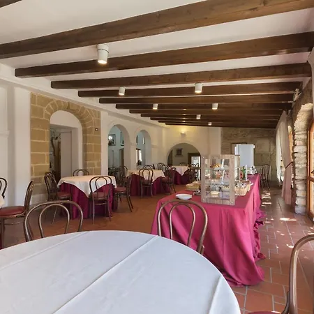Masseria Sant'anna 酒店 4*
